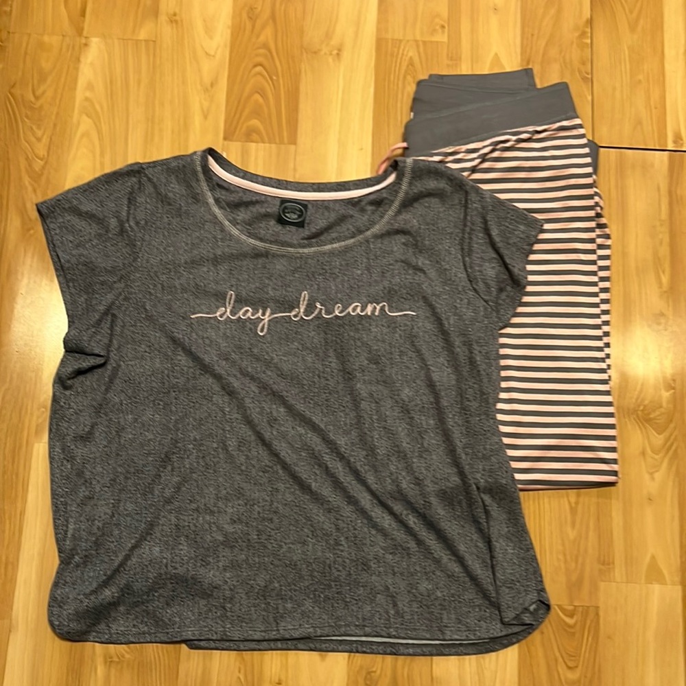 Laura Ashley pink/gray short sleeve soft cozy pj top and pj salvage brand bottom